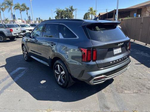 2022 Kia Sorento S