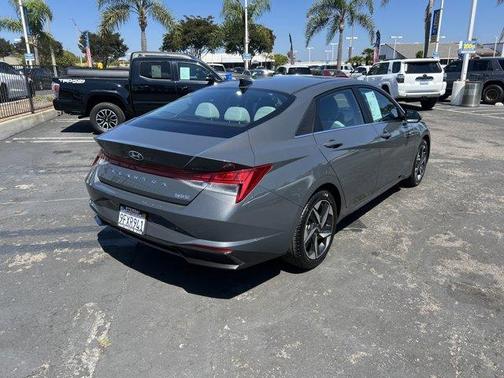 2023 Hyundai ELANTRA HEV Limited