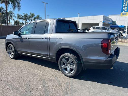 Gray 2023 Honda Ridgeline RTL-E
