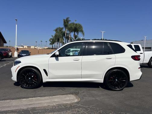 Alpine White 2022 BMW X5 xDrive40i