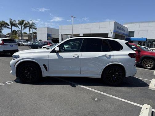 Alpine White 2022 BMW X5 xDrive40i