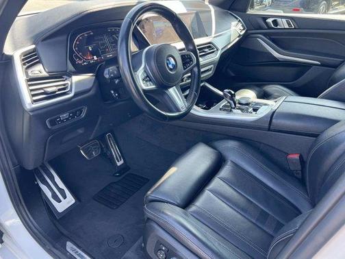 Alpine White 2022 BMW X5 xDrive40i
