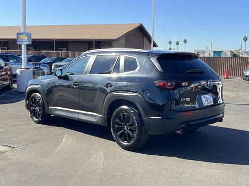 2024 Mazda CX-50 2.5 S Preferred Package