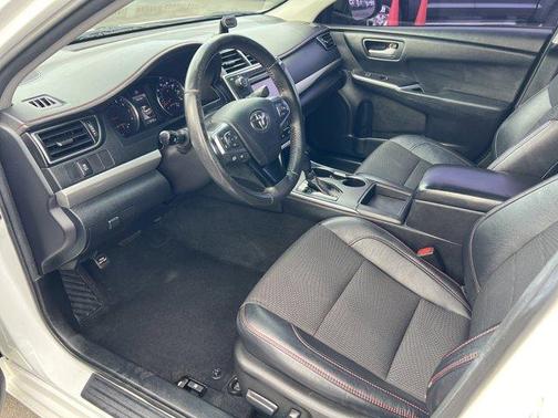 2017 Toyota Camry XSE