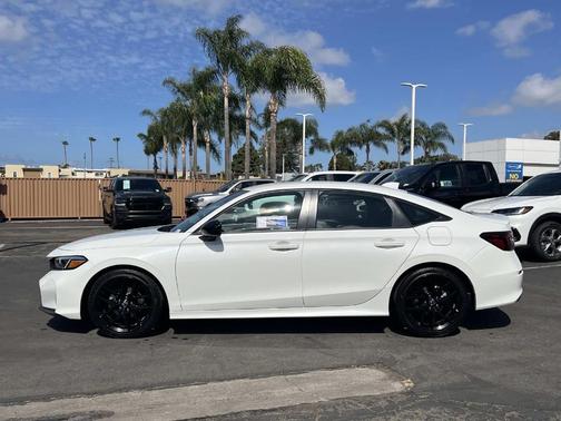 White 2025 Honda Civic Sport