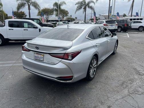 2019 Lexus ES 300h ES 300h