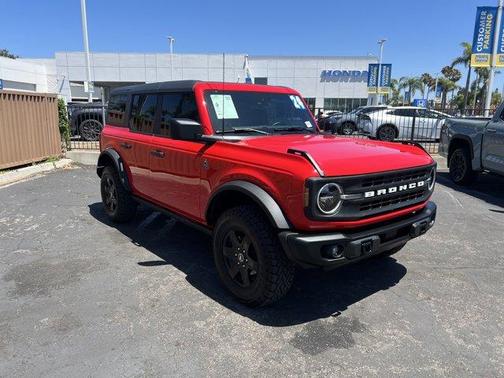 2024 Ford Bronco Black Diamond