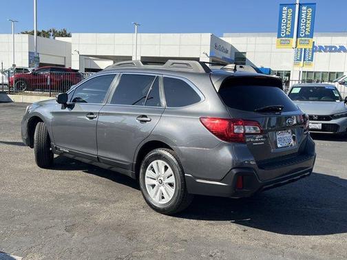 2018 Subaru Outback 2.5i Premium