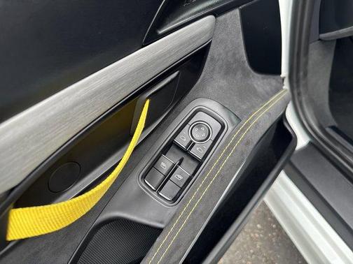 2016 Porsche Cayman GT4