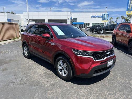 2023 Kia Sorento LX