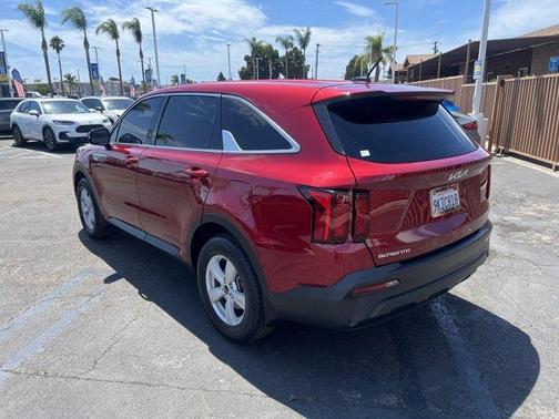 2023 Kia Sorento LX