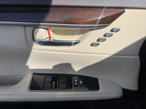 2017 Lexus ES 350 Base