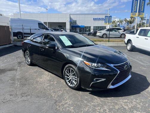 2017 Lexus ES 350 Base