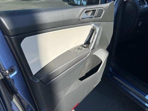 2019 Volkswagen Tiguan 2.0T SE