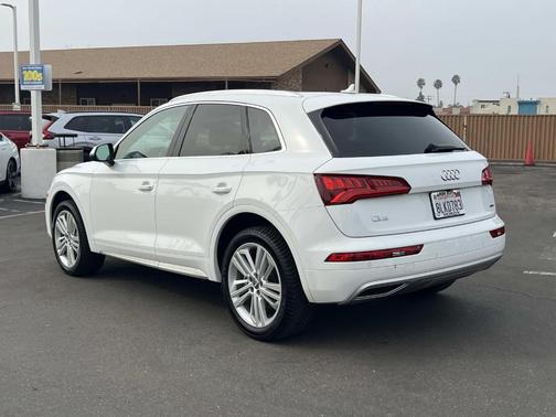 2019 Audi Q5 2.0T Premium Plus
