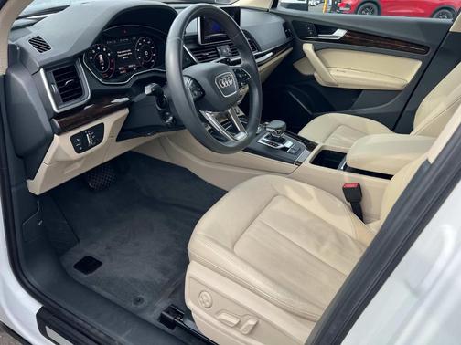 2019 Audi Q5 2.0T Premium Plus