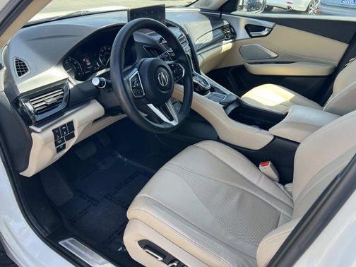 White 2019 Acura RDX Technology Package