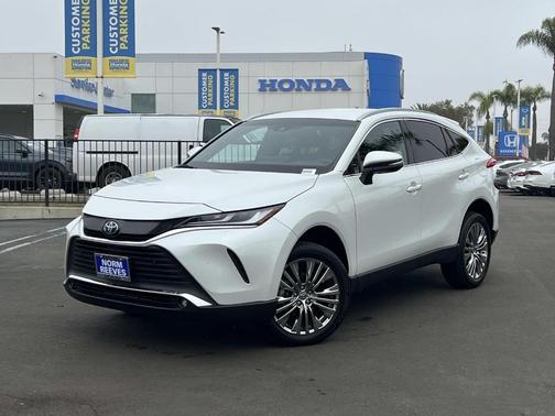 2024 Toyota Venza XLE