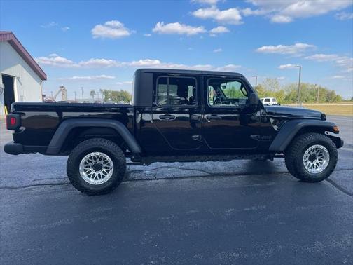 2023 Jeep Gladiator Sport S 4x4