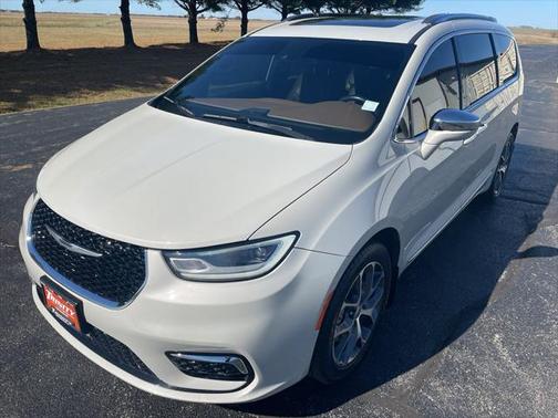 2021 Chrysler Pacifica Limited AWD