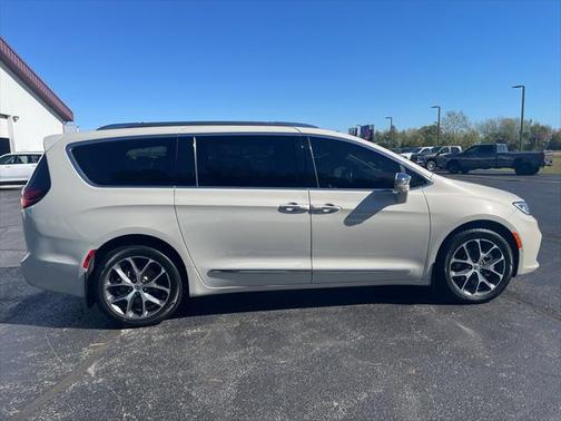 2021 Chrysler Pacifica Limited AWD