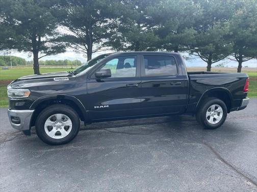 2025 RAM 1500 Big Horn Crew Cab 4x4 57' Box
