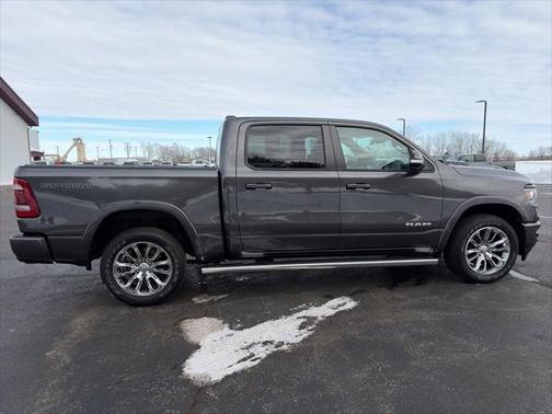 2022 RAM 1500 Laramie Crew Cab 4x4 57' Box