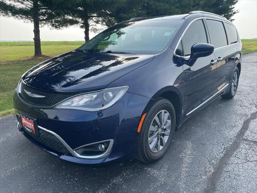 2019 Chrysler Pacifica Touring L Plus