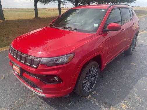 Redline Pearlcoat 2022 Jeep Compass (RED) Edition