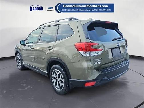 2023 Subaru Forester Premium