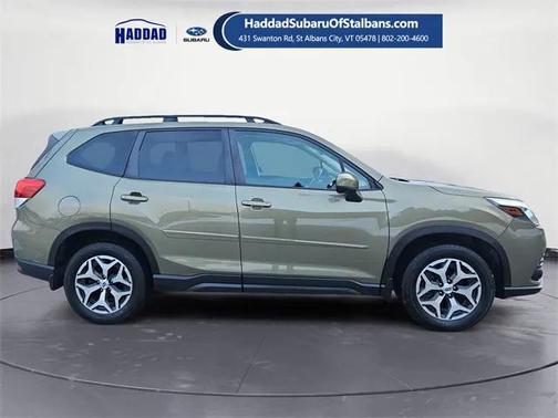 2023 Subaru Forester Premium