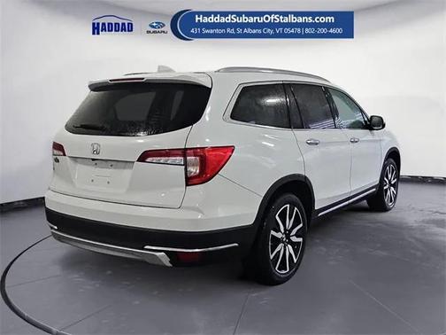 2022 Honda Pilot Touring 8-Passenger