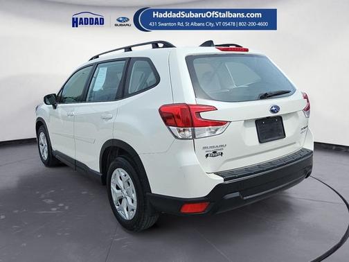 Crystal White Pearl 2024 Subaru Forester