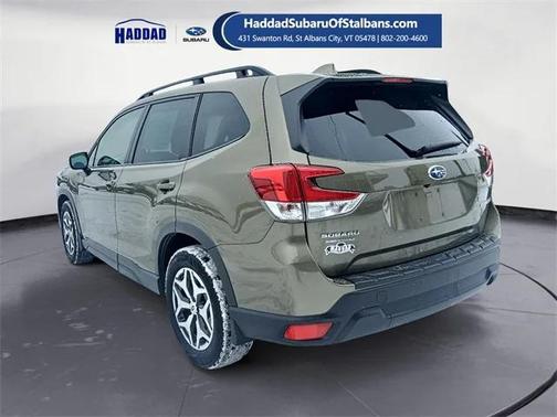 2023 Subaru Forester Premium