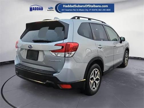 2023 Subaru Forester Premium