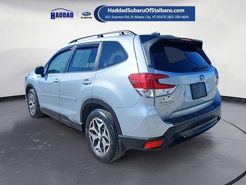 2024 Subaru Forester Premium