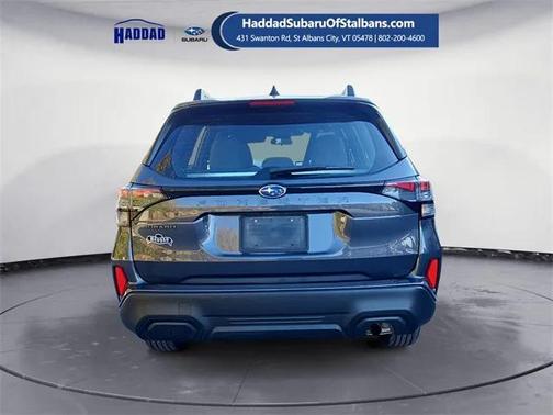 2025 Subaru Forester Base