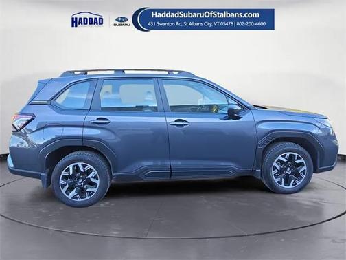 2025 Subaru Forester Base