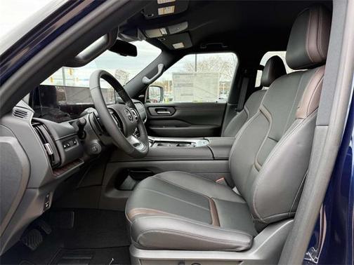 2025 Nissan Armada SL 4WD