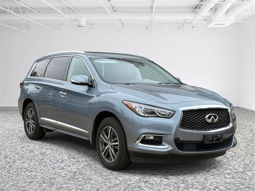 2017 INFINITI QX60 Base