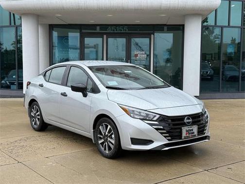 2025 Nissan Versa 1.6 S