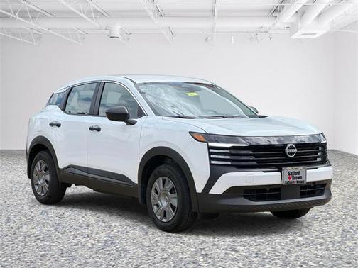 2025 Nissan Kicks S