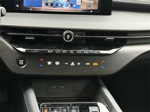 2025 Nissan Murano SV