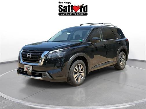 2025 Nissan Pathfinder SL 4WD