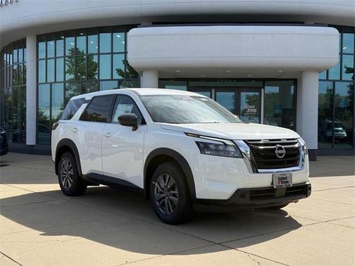 2025 Nissan Pathfinder S 4WD