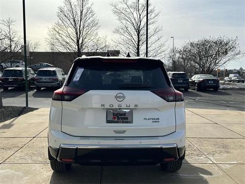 2025 Nissan Rogue Platinum