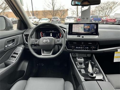 2025 Nissan Rogue SL