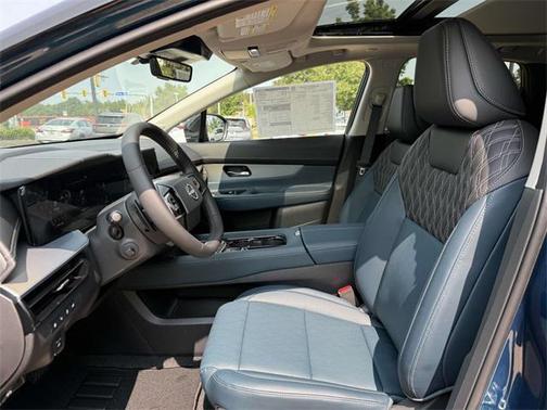 2025 Nissan Murano Platinum