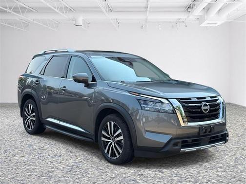 2023 Nissan Pathfinder Platinum 4WD