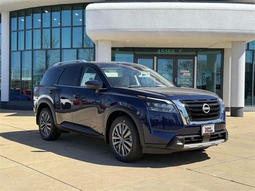 2025 Nissan Pathfinder SL 4WD